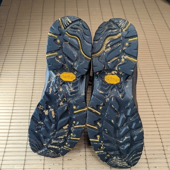 Columbia Boots Mens 11.5 Titanium Daska Pass Omni-Tech BM3448-231 Vibram sole. W - Picture 10 of 11